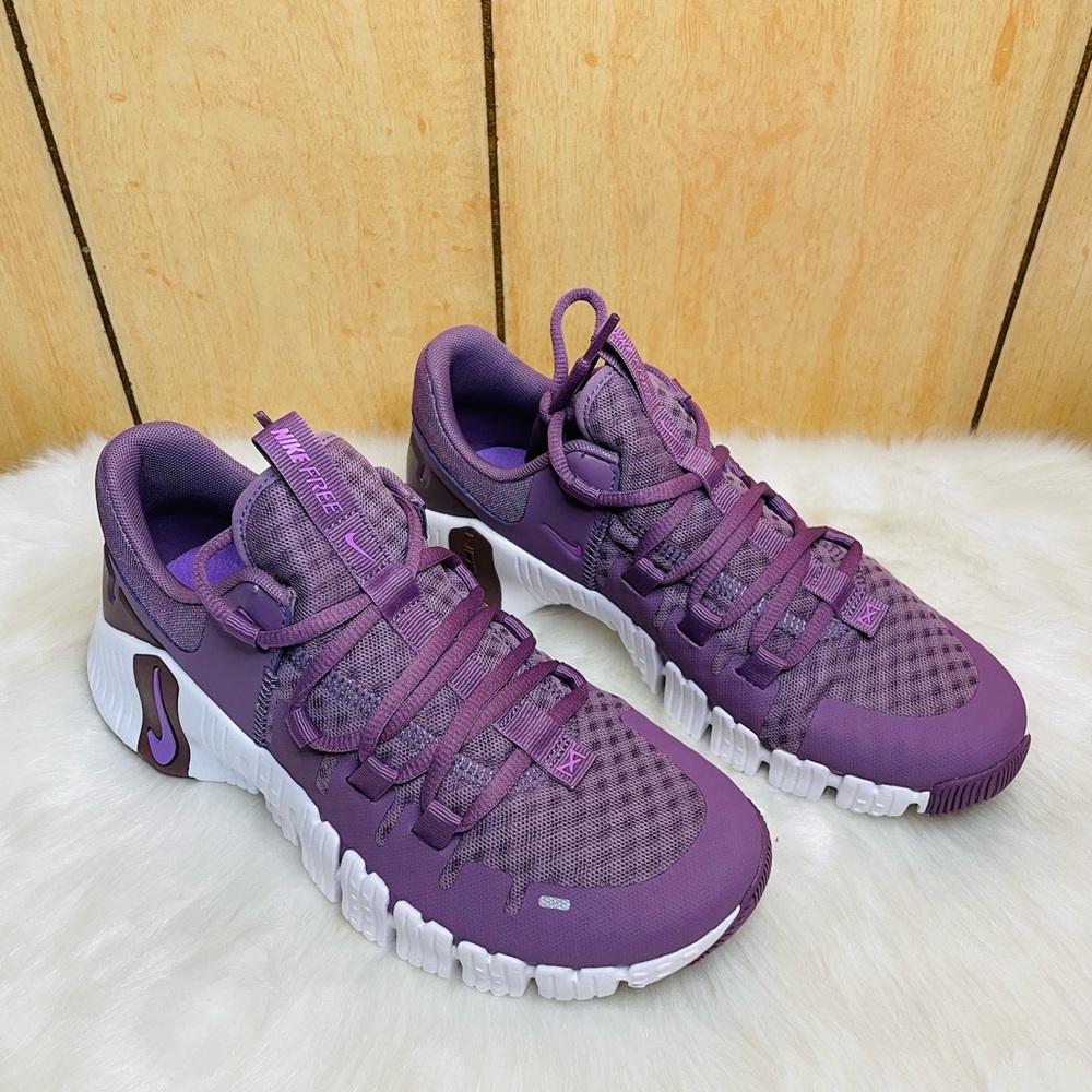 New Women’s Nike Free Metcon 5 Violet athletic shoes Size 7